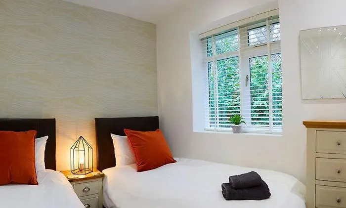 Approach - 30 Steps From - Luxury House With Covered Table Tennis - Netflix Smart Tv Hébergement de vacances Filey