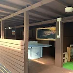 Approach - 30 Steps From - Luxury House With Covered Table Tennis - Netflix Smart Tv 度假居 法利